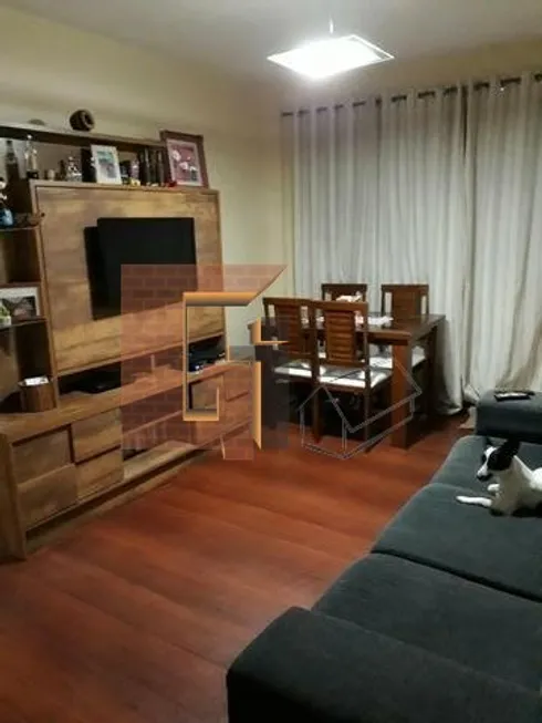 Foto 1 de Apartamento com 1 Quarto à venda, 50m² em Castelanea, Petrópolis