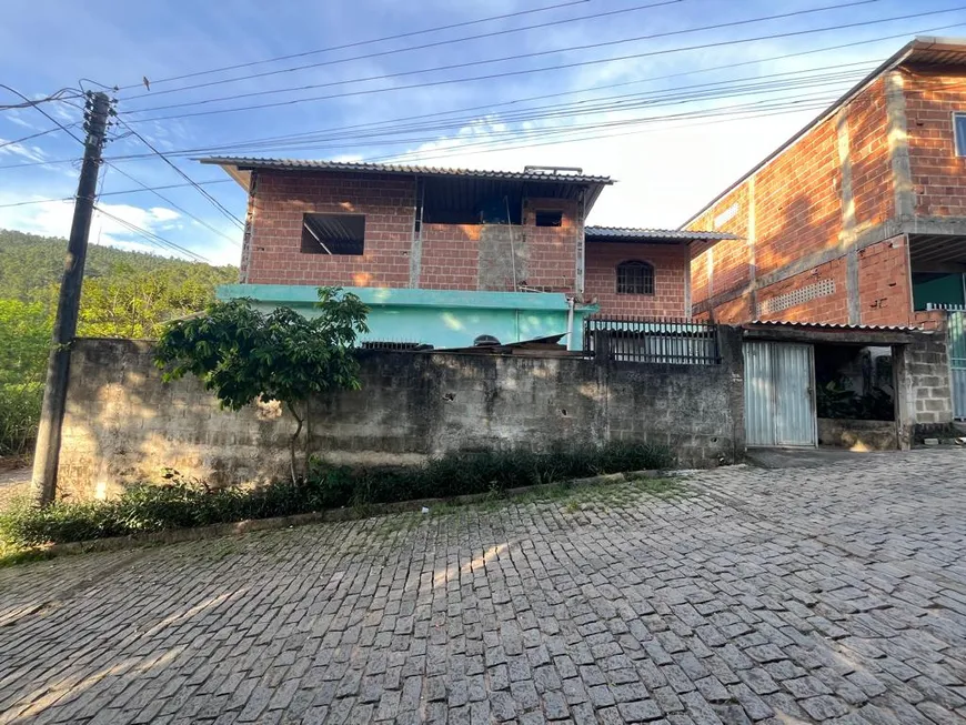 Foto 1 de Casa com 4 Quartos à venda, 200m² em Centro, Rio Novo do Sul