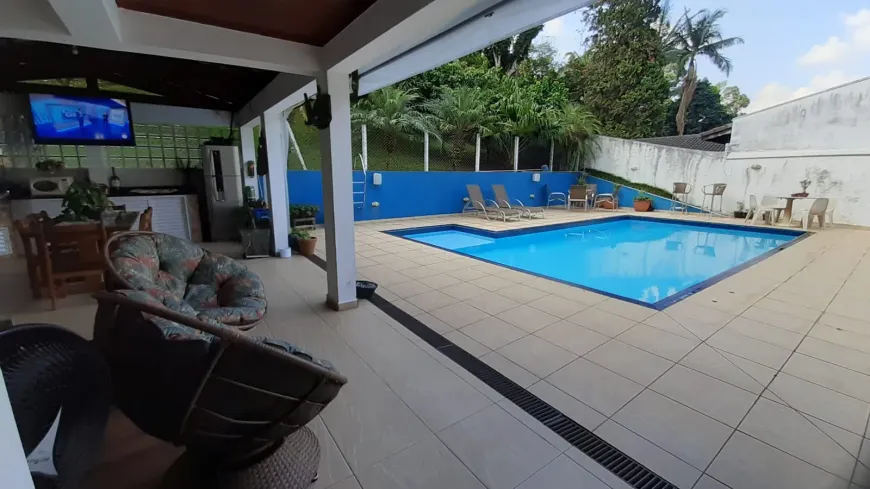 Foto 1 de Casa de Condomínio com 3 Quartos à venda, 2300m² em Condomínio Iolanda, Taboão da Serra
