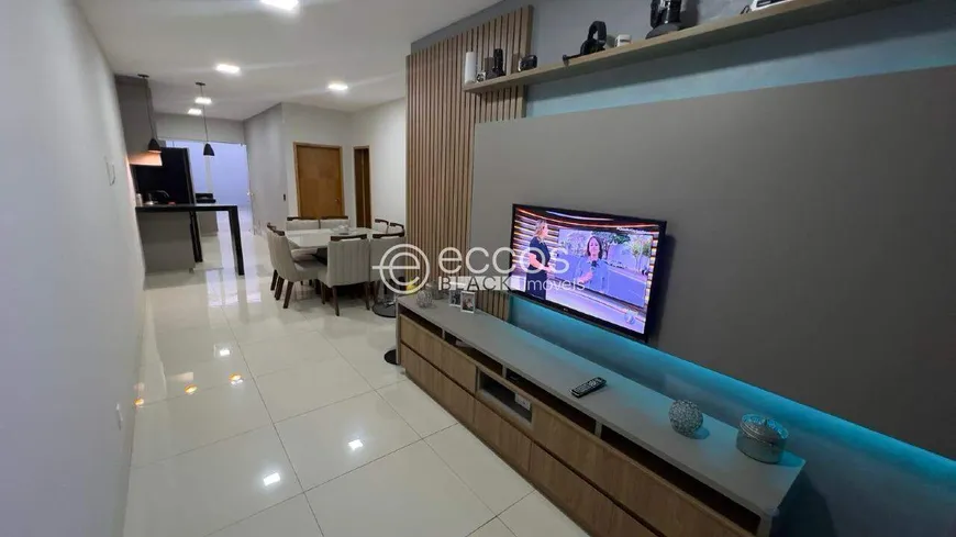 Foto 1 de Casa com 2 Quartos à venda, 98m² em New Golden Ville, Uberlândia