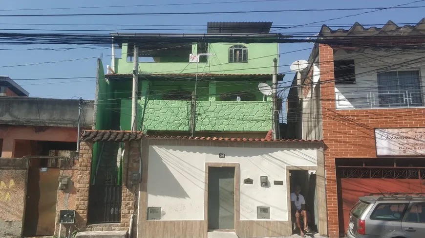 Foto 1 de Casa com 2 Quartos à venda, 90m² em Realengo, Rio de Janeiro