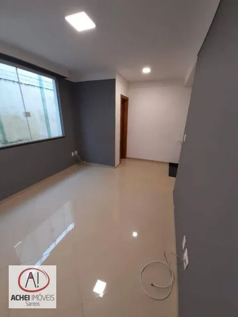 Foto 1 de Casa com 3 Quartos à venda, 100m² em José Menino, Santos