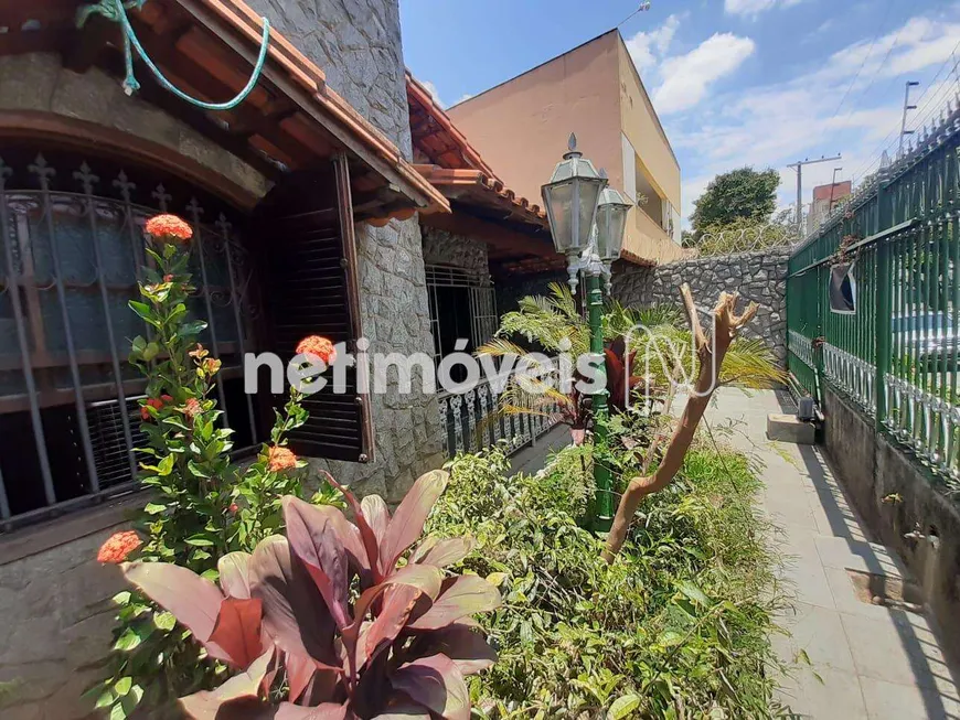 Foto 1 de Casa com 4 Quartos à venda, 259m² em Santa Tereza, Belo Horizonte