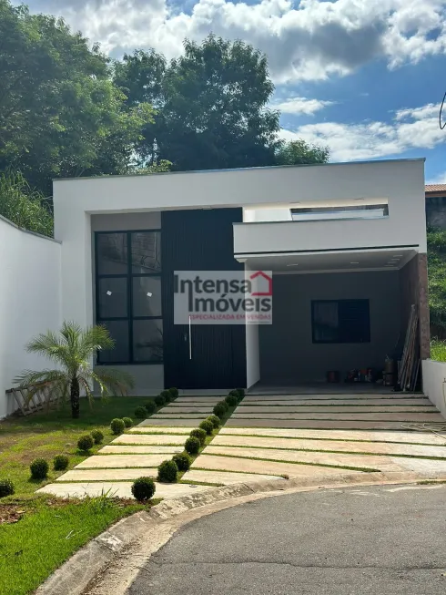 Foto 1 de Casa de Condomínio com 3 Quartos à venda, 140m² em Parque Sao Benedito, Pindamonhangaba