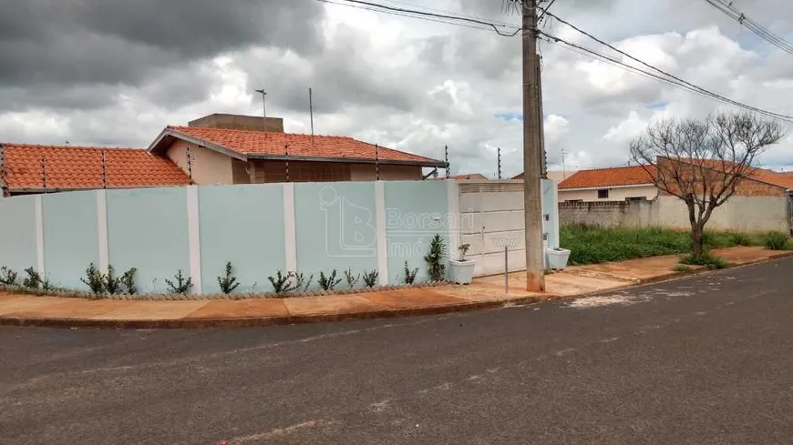 Foto 1 de Casa com 2 Quartos à venda, 124m² em Jardim Diamante, Araraquara