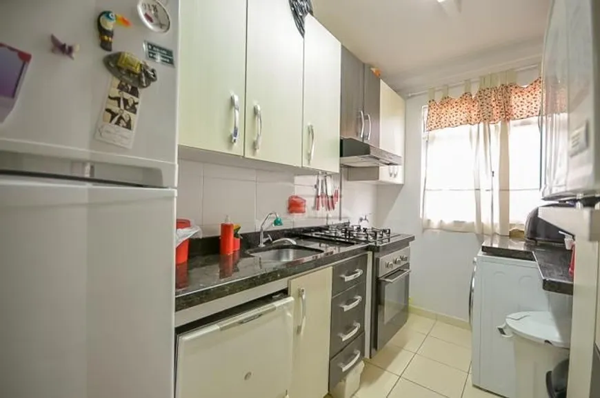 Foto 1 de Apartamento com 2 Quartos à venda, 48m² em Campo de Santana, Curitiba