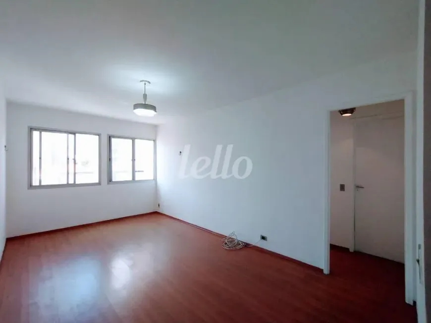 Foto 1 de Apartamento com 1 Quarto para alugar, 58m² em Aclimação, São Paulo