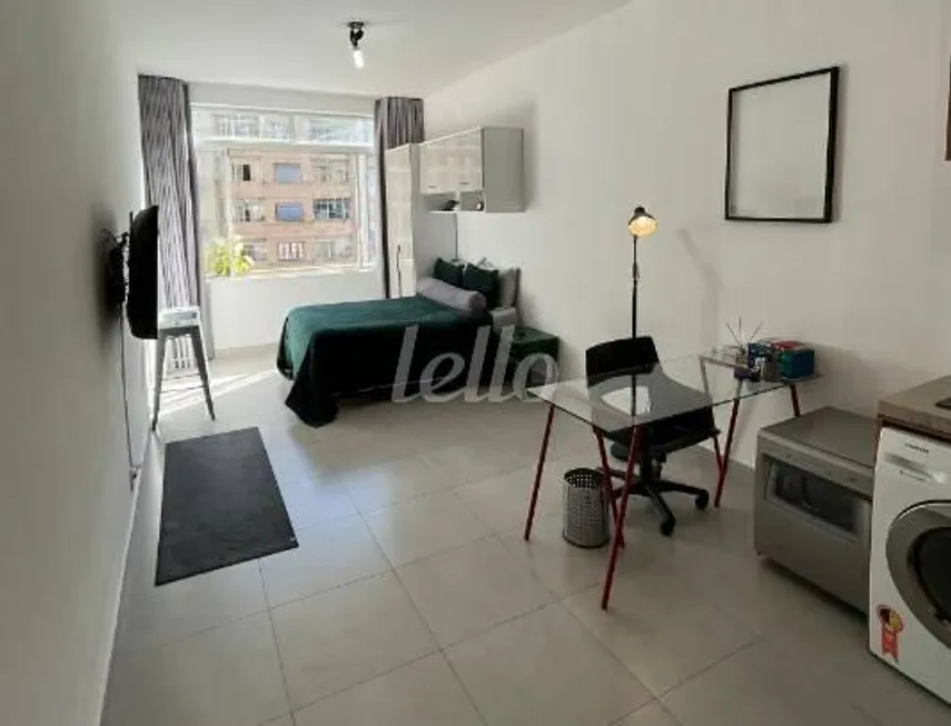 Foto 1 de Apartamento com 1 Quarto para alugar, 32m² em Sé, São Paulo