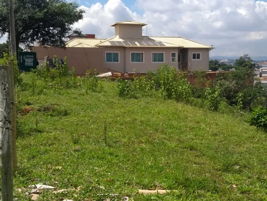 Foto 1 de Lote/Terreno à venda, 480m² em Cabral, Contagem