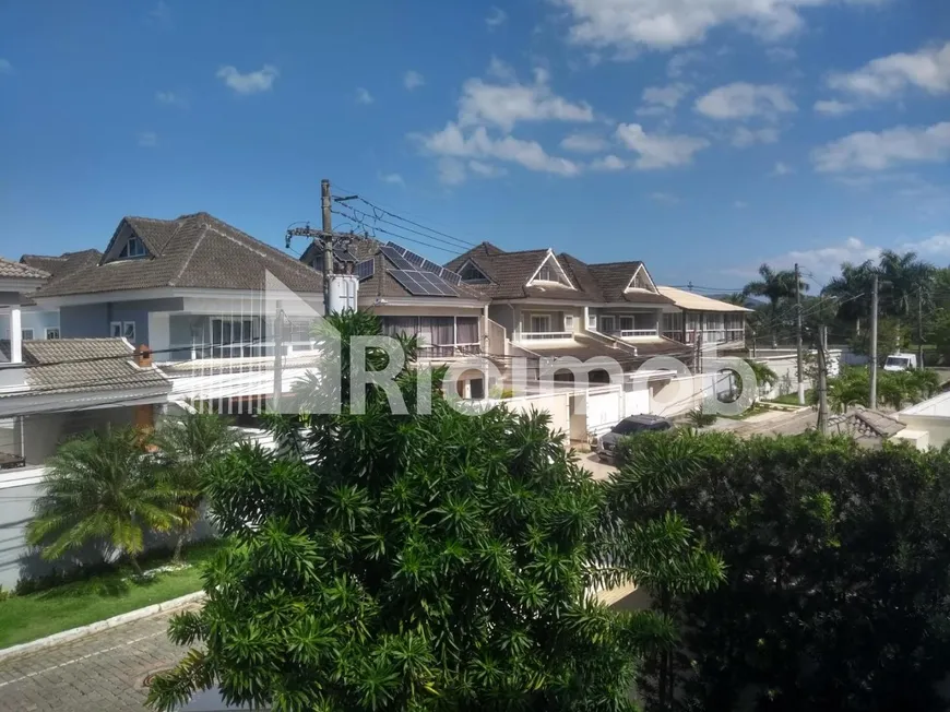 Foto 1 de Casa de Condomínio com 3 Quartos à venda, 280m² em Vargem Pequena, Rio de Janeiro