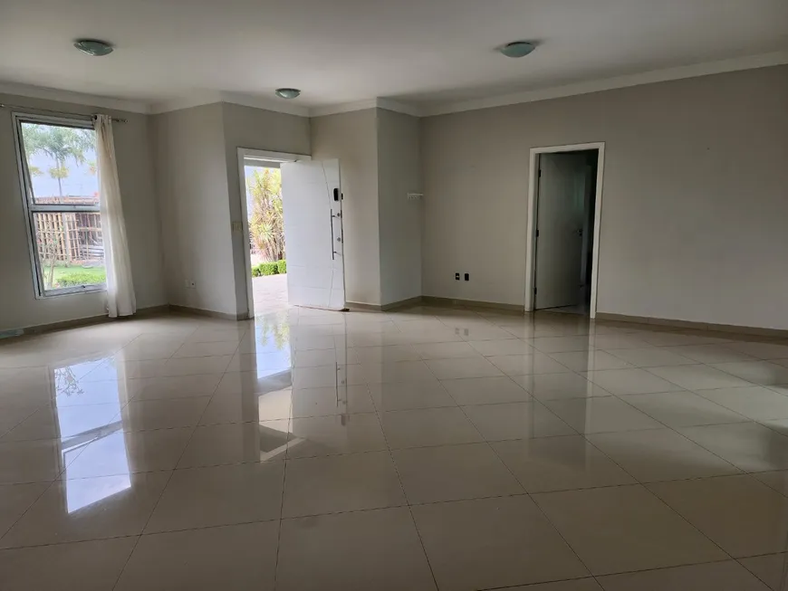 Foto 1 de Casa de Condomínio com 3 Quartos à venda, 240m² em Itapecerica, Salto