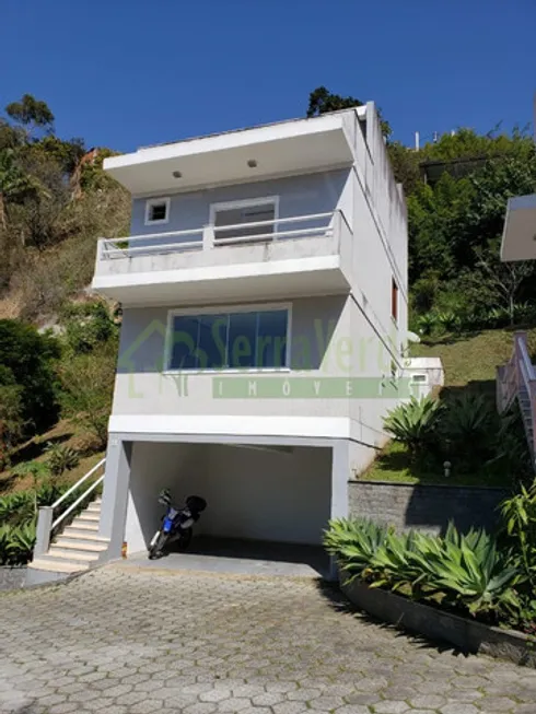 Foto 1 de Casa de Condomínio com 3 Quartos à venda, 200m² em Valparaiso, Petrópolis