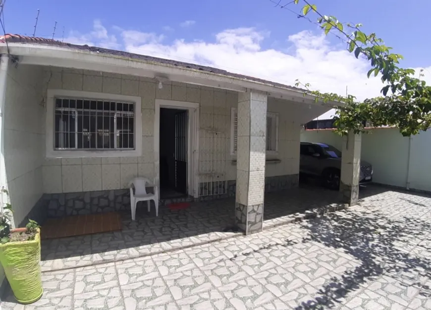 Foto 1 de Casa com 3 Quartos à venda, 137m² em Amaralina, Salvador