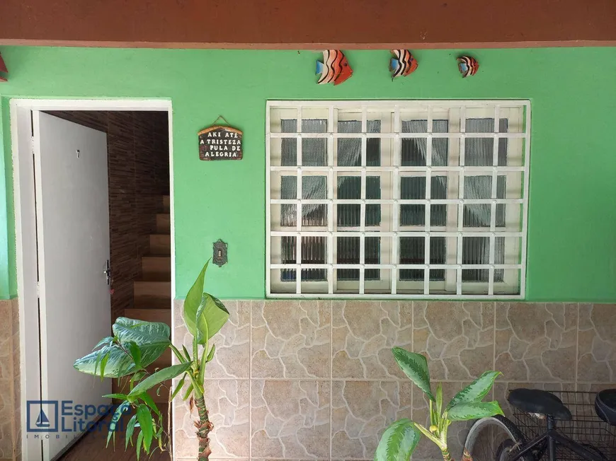 Foto 1 de Casa de Condomínio com 2 Quartos à venda, 50m² em Martim de Sa, Caraguatatuba
