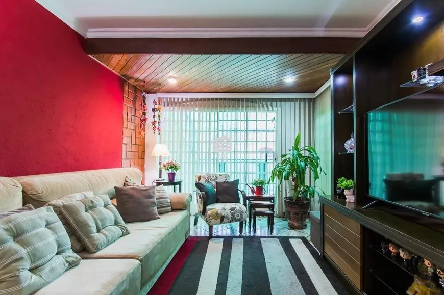 Foto 1 de Casa com 4 Quartos para venda ou aluguel, 210m² em Planalto Paulista, São Paulo