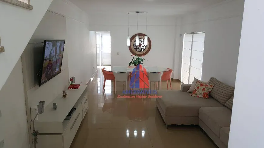 Foto 1 de Casa de Condomínio com 4 Quartos à venda, 117m² em Jardim Aruã, Caraguatatuba