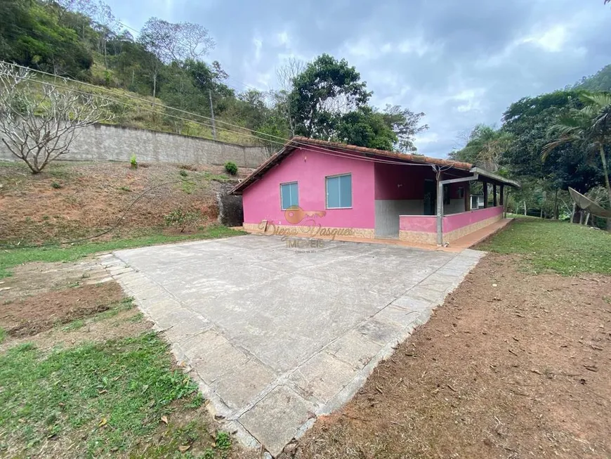 Foto 1 de Casa com 3 Quartos à venda, 3457m² em Pessegueiros, Teresópolis