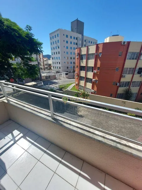 Foto 1 de Apartamento com 3 Quartos à venda, 69m² em Trindade, Florianópolis