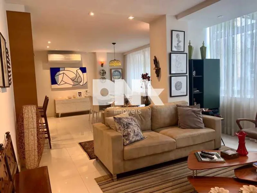 Foto 1 de Apartamento com 3 Quartos à venda, 150m² em Copacabana, Rio de Janeiro