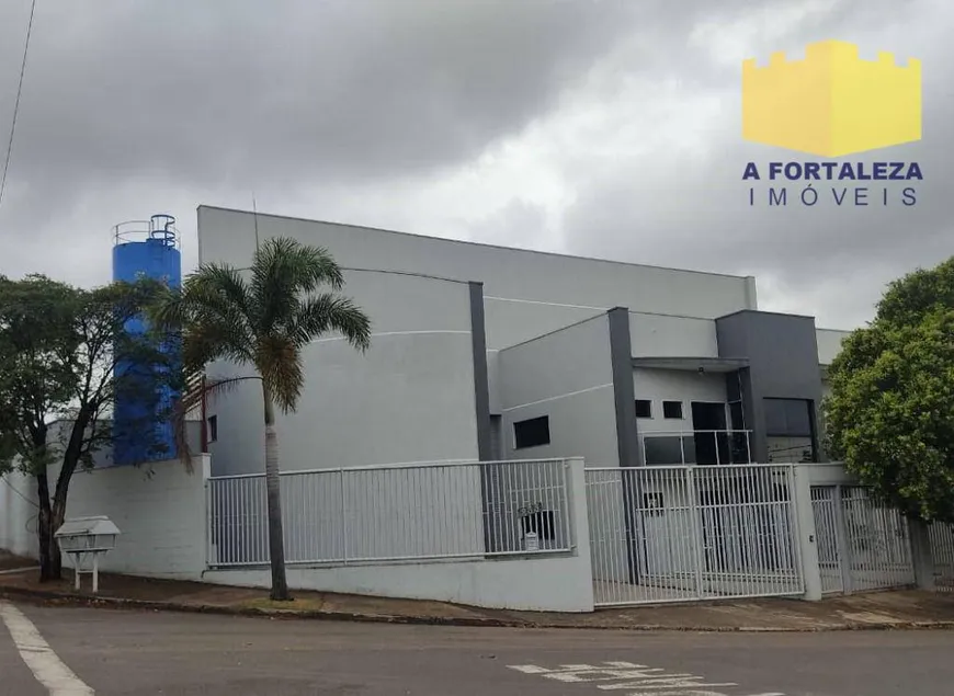 Foto 1 de Ponto Comercial para alugar, 1258m² em São Luiz, Americana