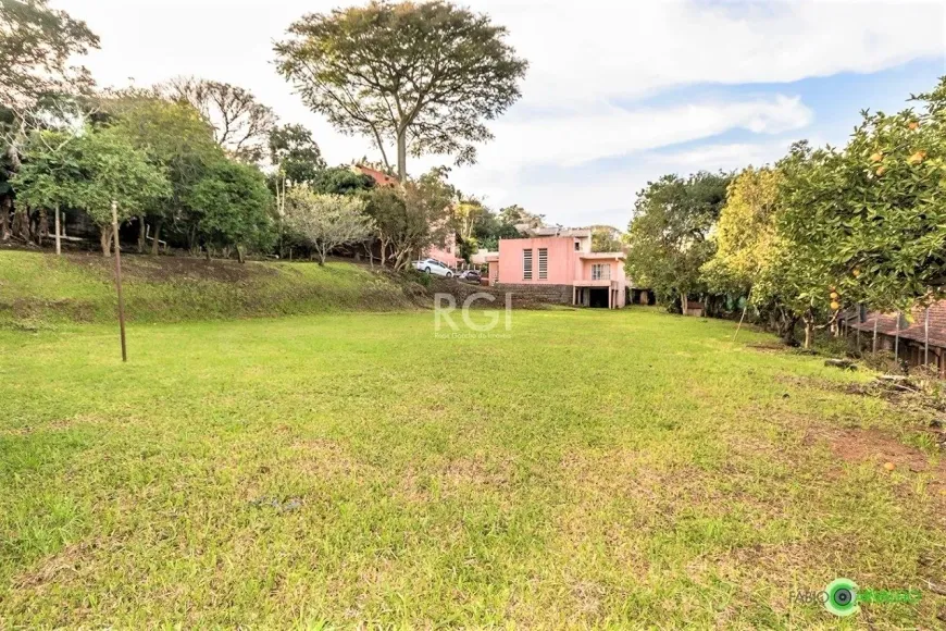 Foto 1 de Lote/Terreno à venda, 1m² em Cavalhada, Porto Alegre