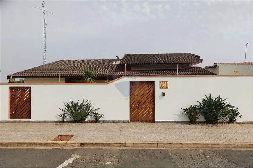 Foto 1 de Casa com 3 Quartos à venda, 343m² em Jardim Bela Vista III, Cosmópolis