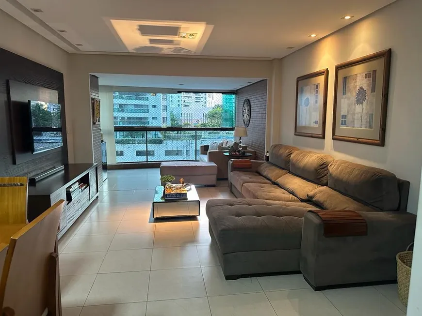 Foto 1 de Apartamento com 4 Quartos à venda, 143m² em Patamares, Salvador