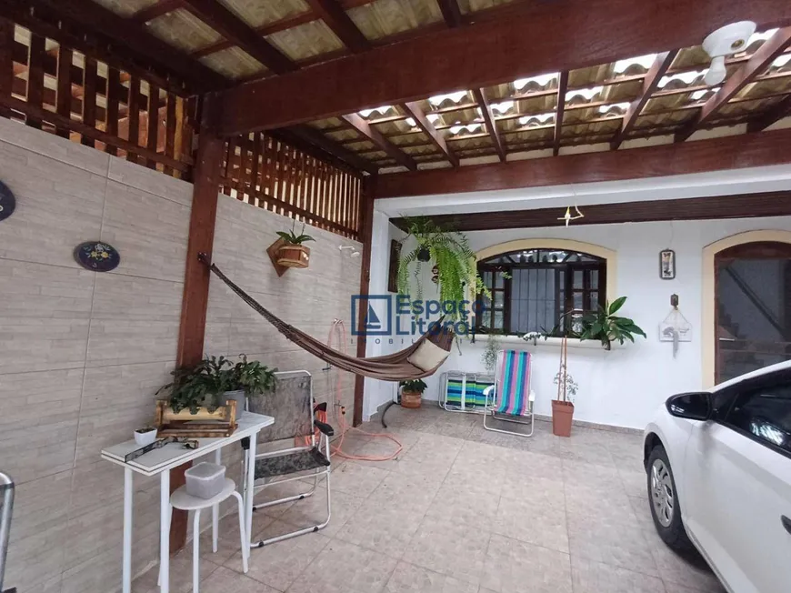 Foto 1 de Sobrado com 2 Quartos à venda, 116m² em Prainha, Caraguatatuba