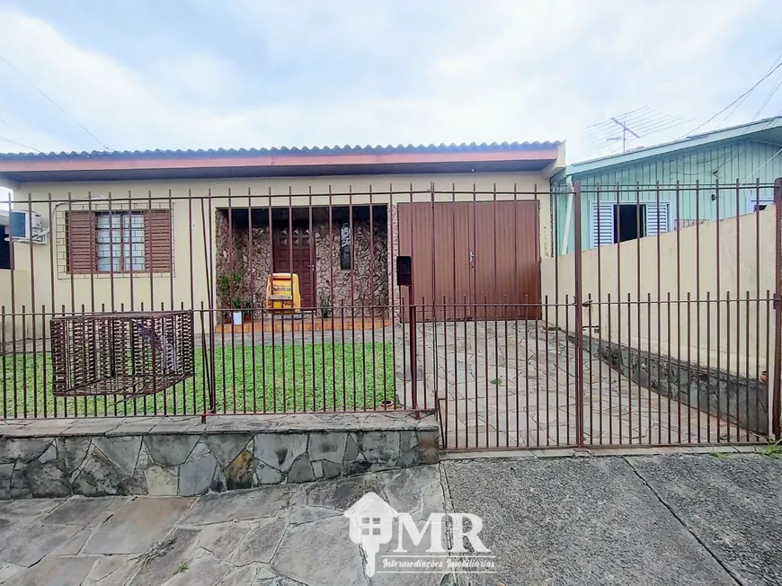 Foto 1 de Casa com 2 Quartos à venda, 101m² em Parque Granja Esperança, Cachoeirinha