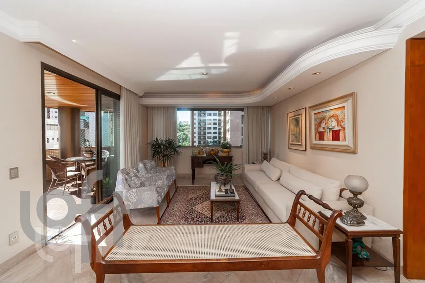 Foto 1 de Apartamento com 4 Quartos à venda, 250m² em Savassi, Belo Horizonte