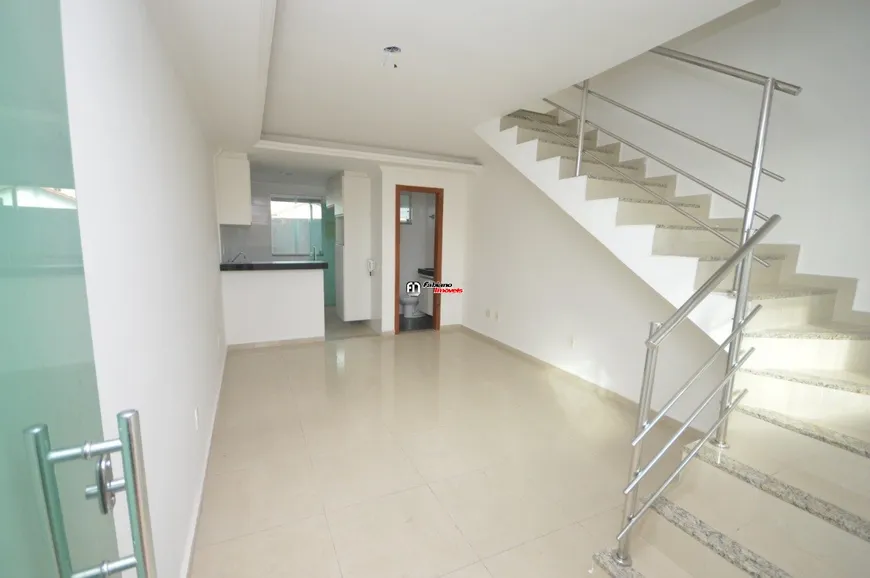 Foto 1 de Casa com 2 Quartos à venda, 94m² em Rio Branco, Belo Horizonte