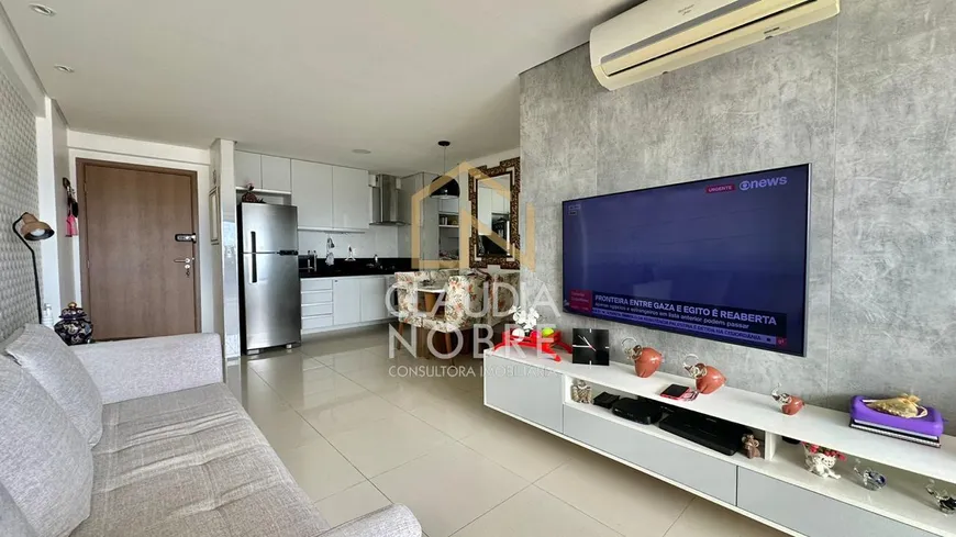 Foto 1 de Apartamento com 2 Quartos à venda, 66m² em Ponta Verde, Maceió