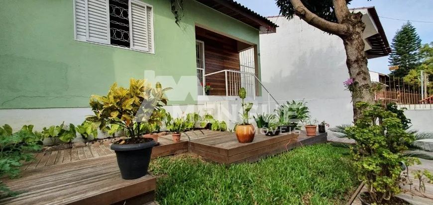 Foto 1 de Casa com 3 Quartos à venda, 199m² em São Sebastião, Porto Alegre