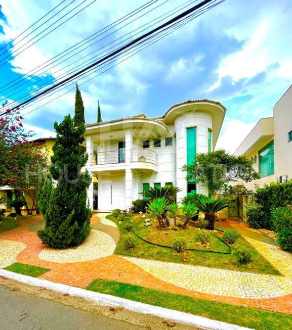 Foto 1 de Sobrado com 5 Quartos à venda, 394m² em Jardins Monâco, Aparecida de Goiânia