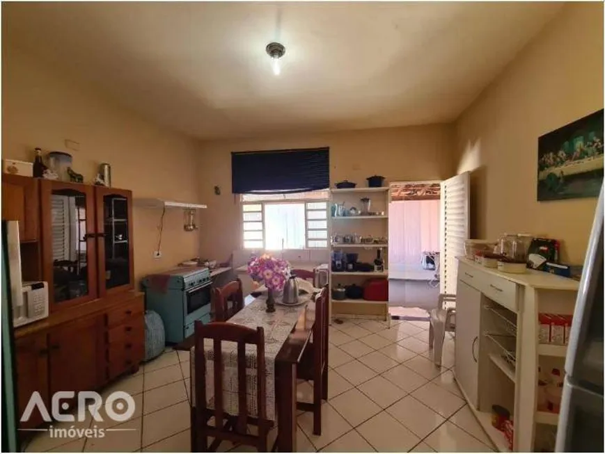 Foto 1 de Casa com 2 Quartos à venda, 165m² em Cidade Nova, Pederneiras