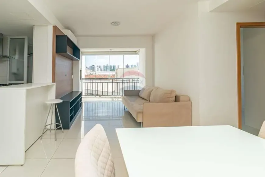 Foto 1 de Apartamento com 2 Quartos à venda, 69m² em Passo da Areia, Porto Alegre