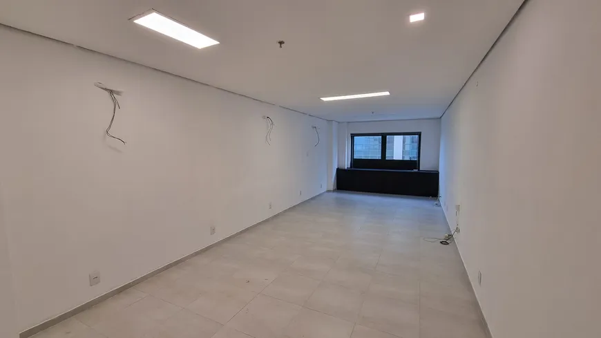 Foto 1 de Sala Comercial para venda ou aluguel, 36m² em Barra da Tijuca, Rio de Janeiro