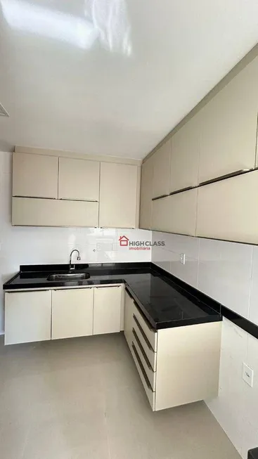 Foto 1 de Apartamento com 3 Quartos para alugar, 130m² em Praia da Costa, Vila Velha