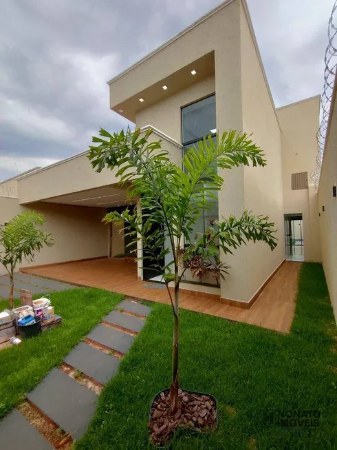 Foto 1 de Casa com 3 Quartos à venda, 163m² em Parque das Flores, Goiânia