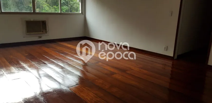 Foto 1 de Apartamento com 4 Quartos à venda, 112m² em Grajaú, Rio de Janeiro