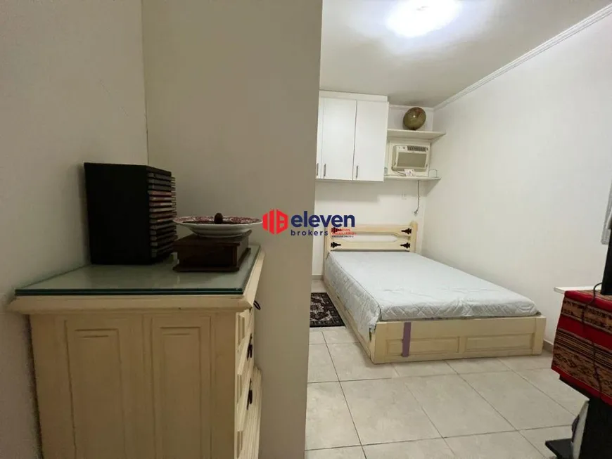 Foto 1 de Apartamento com 3 Quartos para alugar, 168m² em Gonzaga, Santos
