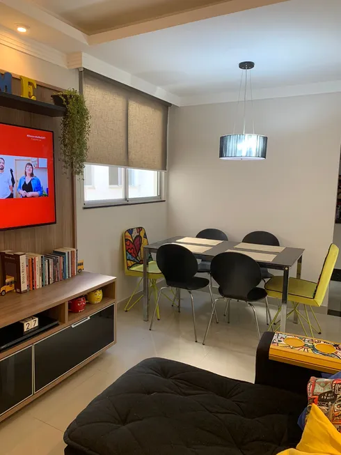 Foto 1 de Apartamento com 2 Quartos à venda, 58m² em Virgem Santa, Macaé