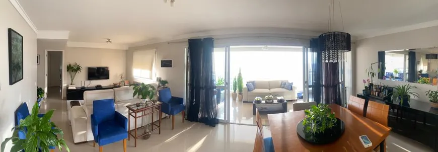 Foto 1 de Apartamento com 3 Quartos à venda, 134m² em Jardim Olympia, São Paulo