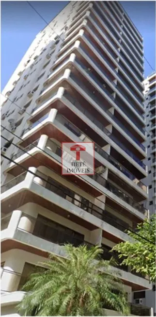 Foto 1 de Apartamento com 3 Quartos à venda, 176m² em Praia das Pitangueiras, Guarujá