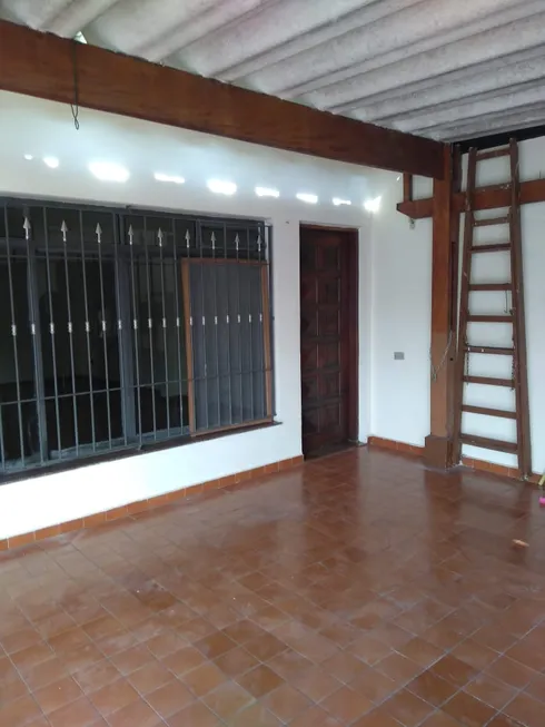 Foto 1 de Casa com 3 Quartos para alugar, 150m² em Rio Pequeno, São Paulo
