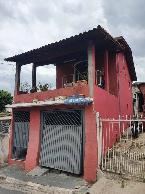 Foto 1 de Sobrado com 4 Quartos à venda, 205m² em Vila Veloso, Carapicuíba