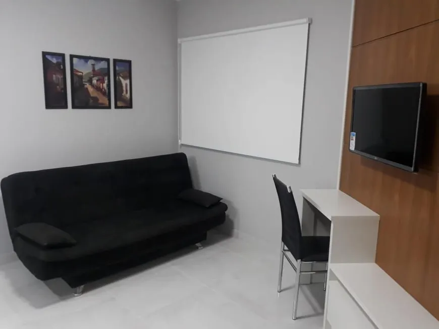 Foto 1 de Apartamento com 1 Quarto para alugar, 41m² em Santo Amaro, São Paulo
