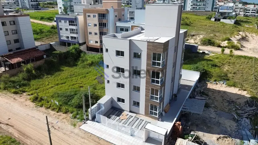 Foto 1 de Apartamento com 2 Quartos à venda, 66m² em Village, Imbituba