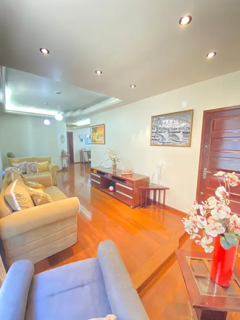 Foto 1 de Apartamento com 4 Quartos à venda, 136m² em Ouro Preto, Belo Horizonte