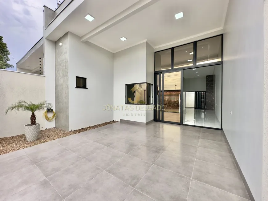 Foto 1 de Casa com 3 Quartos à venda, 110m² em Jardim Oasis, Maringá